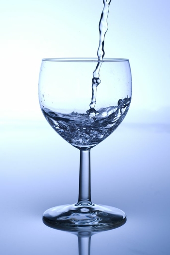 Jakie jest zapotrzebowanie organizmu na wodę?